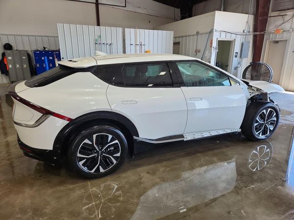 2024 KIA EV6 Light, Wind