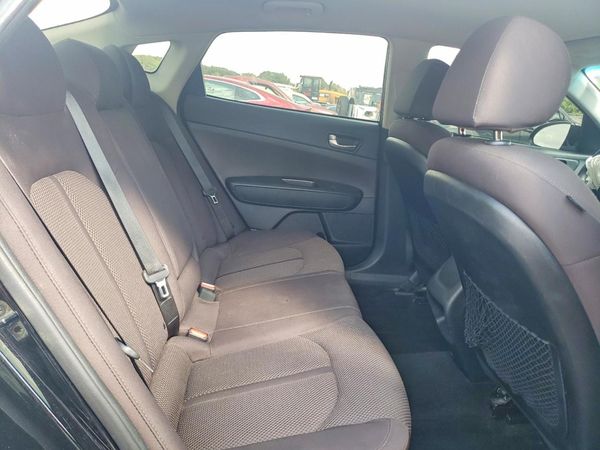 2019 KIA OPTIMA LX, S