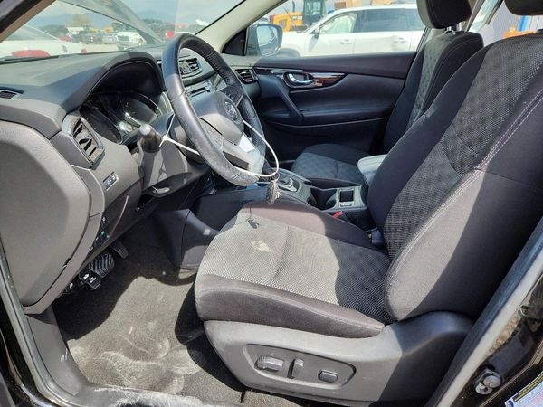 2021 NISSAN ROGUE SL — DENT