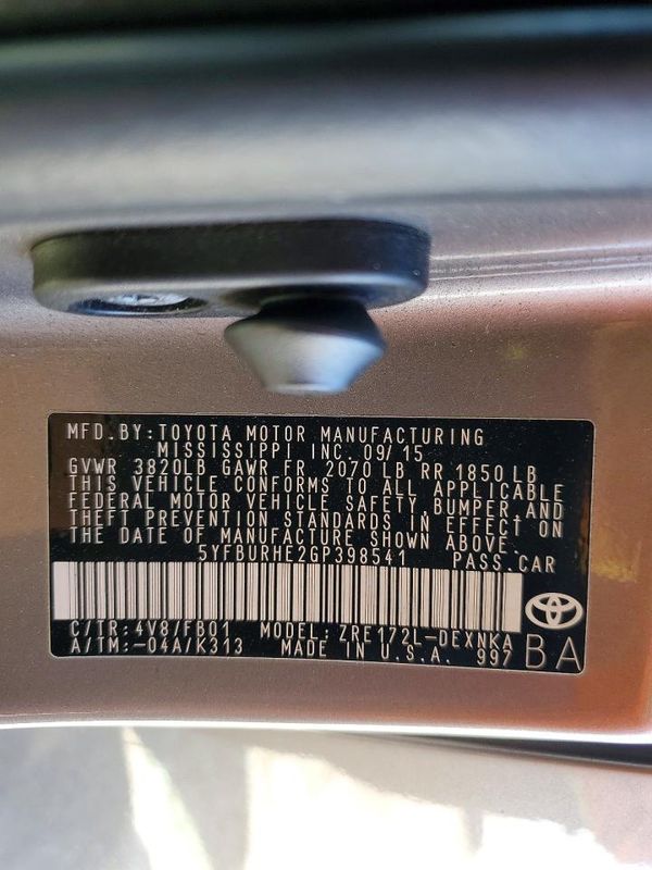 2016 TOYOTA COROLLA