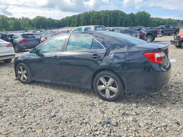 2012 TOYOTA CAMRY