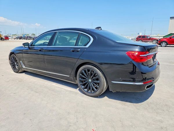 2016 BMW 740