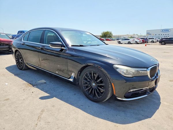 2016 BMW 740