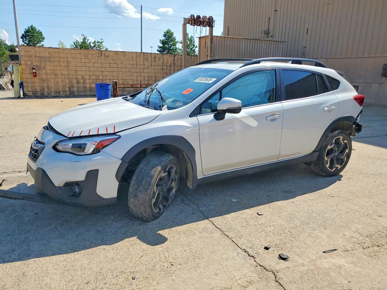 2023 SUBARU CROSSTREK Limited — Front 3/4