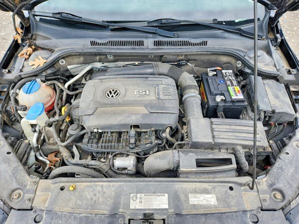 2017 VOLKSWAGEN JETTA SEL, SEL Premium