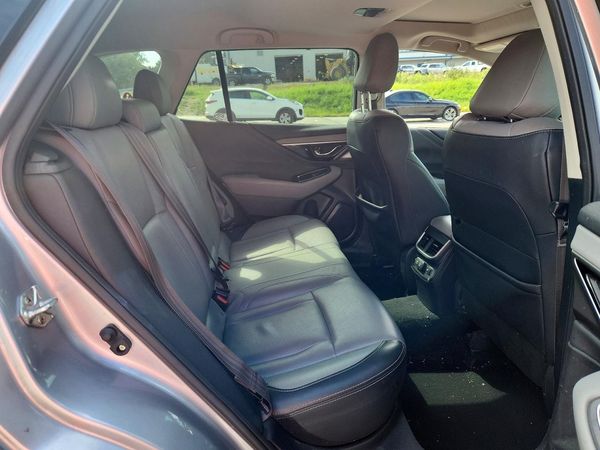 2022 SUBARU OUTBACK Limited