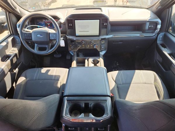 2025 FORD F150 STX