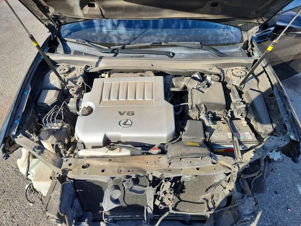 2016 LEXUS ES