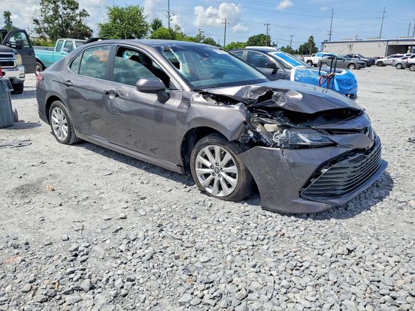 2020 TOYOTA CAMRY