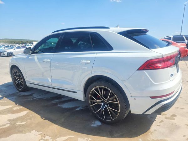 2021 AUDI Q8 S Line quattro Prestige