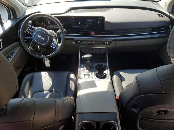 2025 KIA CARNIVAL
