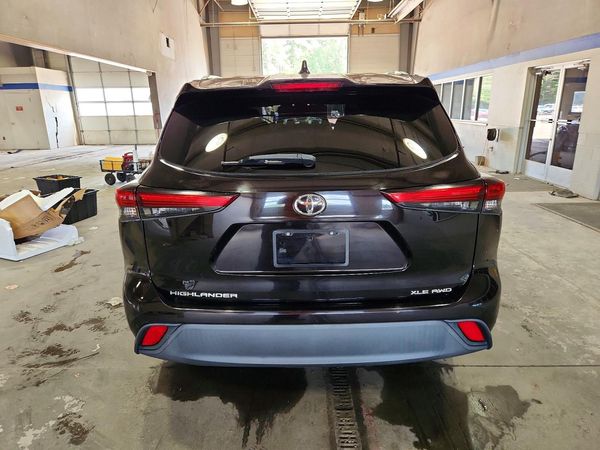 2020 TOYOTA HIGHLANDER XLE — DIRR