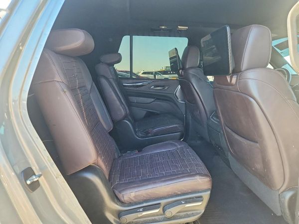 2024 CADILLAC ESCALADE