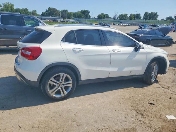 2019 MERCEDES-BENZ GLA GLA250-4M