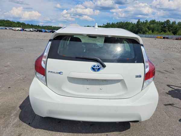 2015 TOYOTA PRIUS C ON — DIRR
