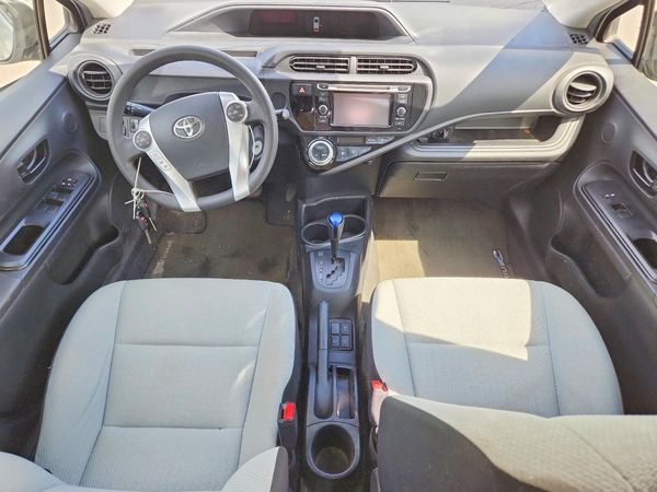 2015 TOYOTA PRIUS C ON — CKPT