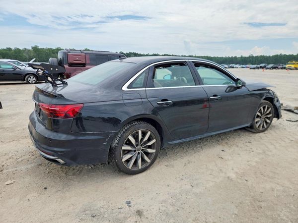 2022 AUDI A4 quattro Premium