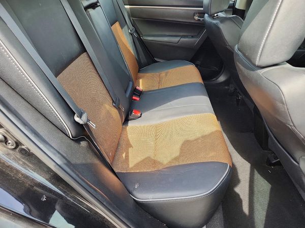 2015 TOYOTA COROLLA L/LE