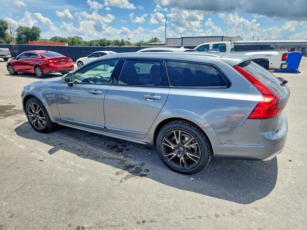 2017 VOLVO V90 CROSS COUNTRY Inscription