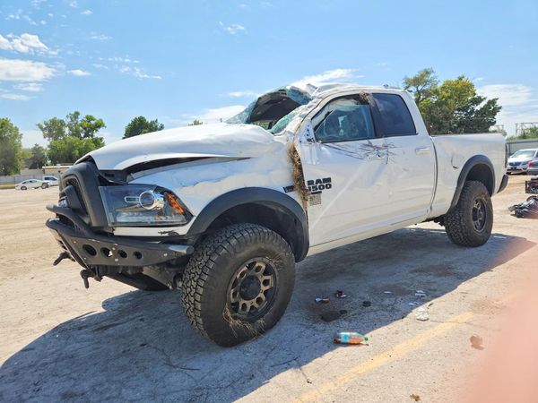 2019 RAM 1500 SLT — Front 3/4