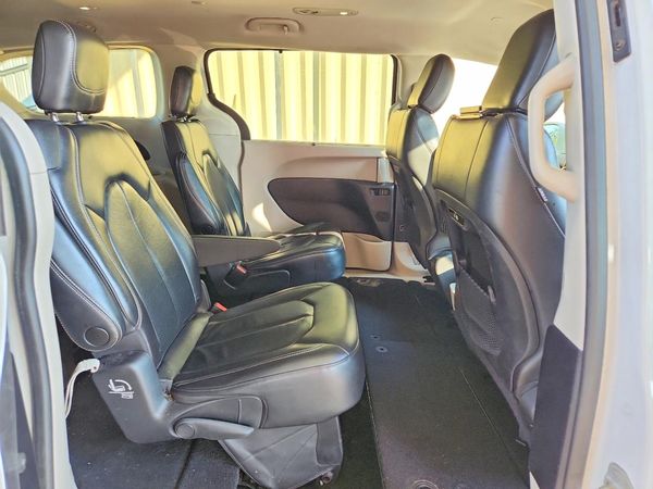 2022 CHRYSLER PACIFICA