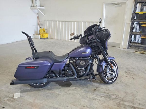 2025 HARLEY-DAVIDSON FLHX