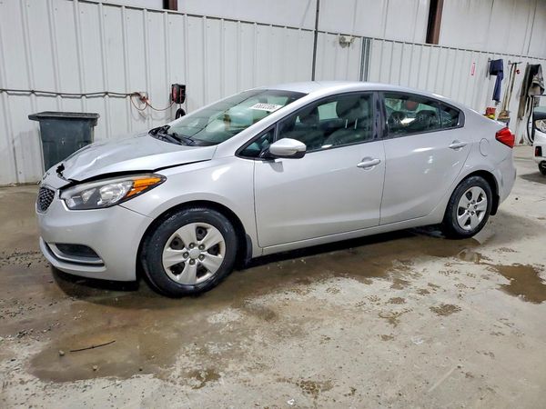 2016 KIA FORTE GL (Middle-Low Grade)