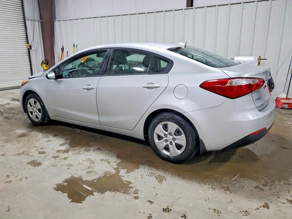 2016 KIA FORTE GL (Middle-Low Grade)