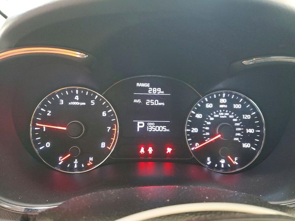 2016 KIA FORTE GL (Middle-Low Grade)