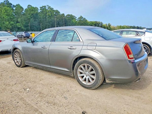 2012 CHRYSLER 300