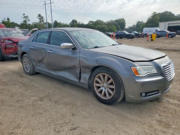 2012 CHRYSLER 300