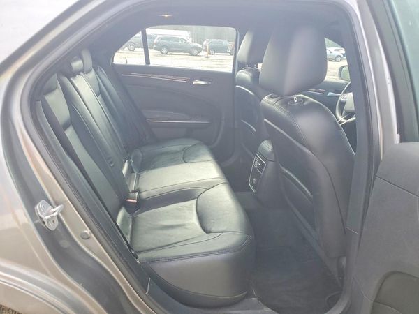 2012 CHRYSLER 300