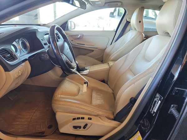 2013 VOLVO S60