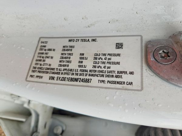 2022 TESLA MODEL 3