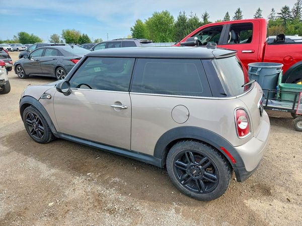 2013 MINI COOPER