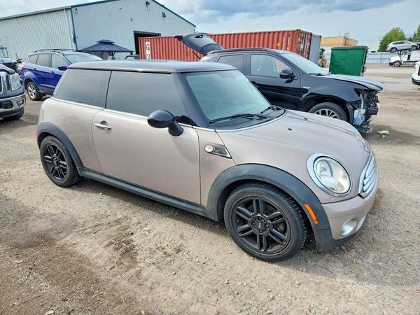 2013 MINI COOPER