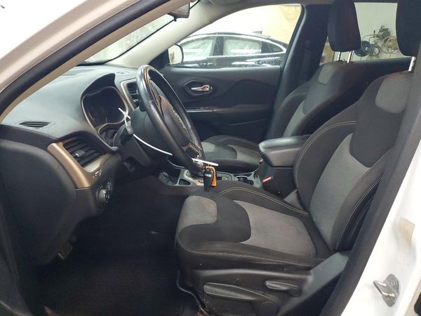 2014 JEEP CHEROKEE Latitude — DENT