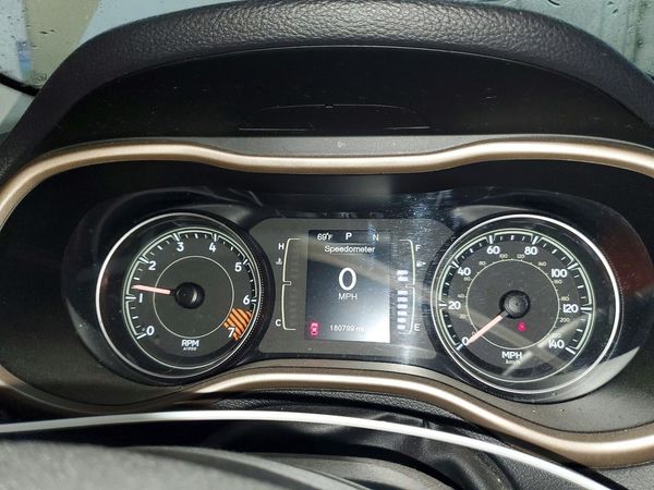 2014 JEEP CHEROKEE Latitude — ODOM