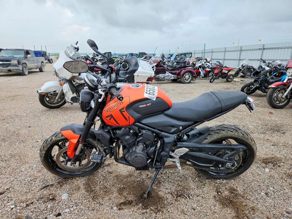 2023 TRIUMPH MOTORCYCLE TRIDENT 660