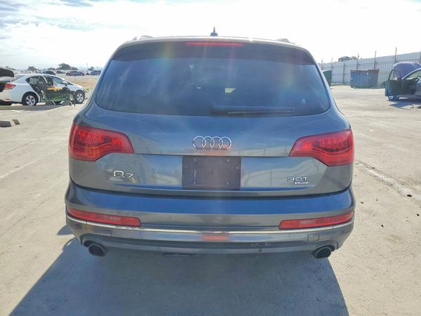 2015 AUDI Q7 Premium Plus