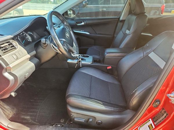 2013 TOYOTA CAMRY — DENT