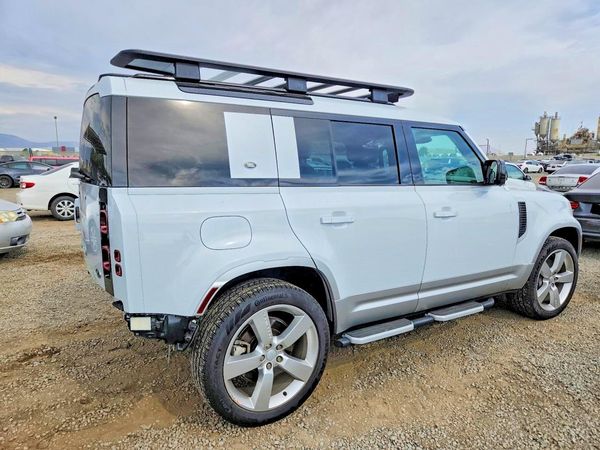 2023 LAND ROVER DEFENDER 110 SE