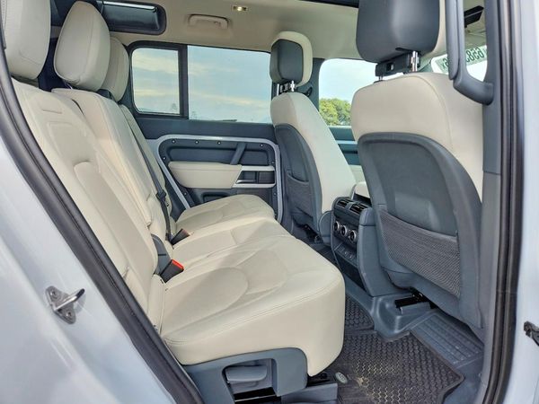 2023 LAND ROVER DEFENDER 110 SE