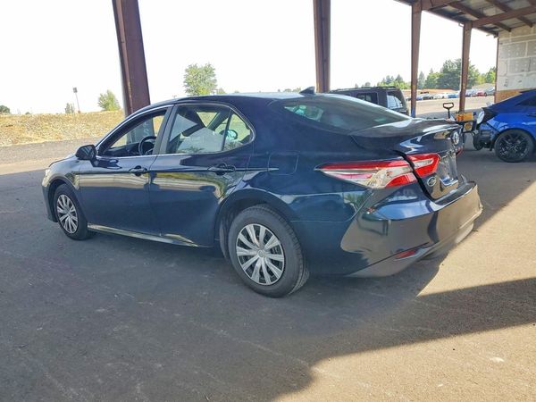 2019 TOYOTA CAMRY