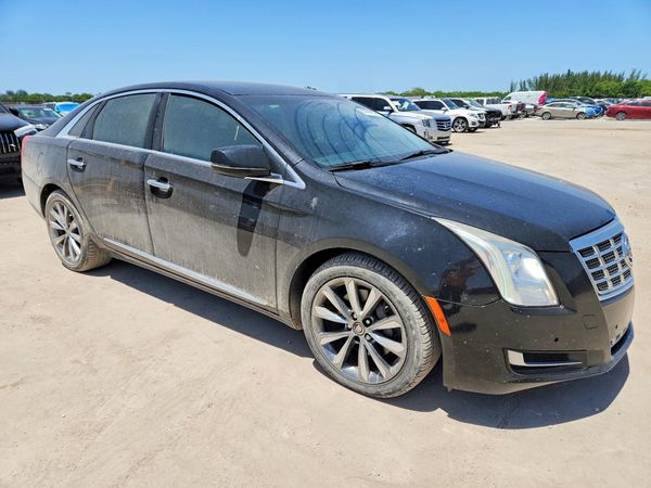 2015 CADILLAC XTS Standard