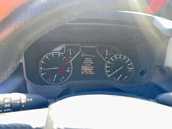 2023 TOYOTA TUNDRA SR5