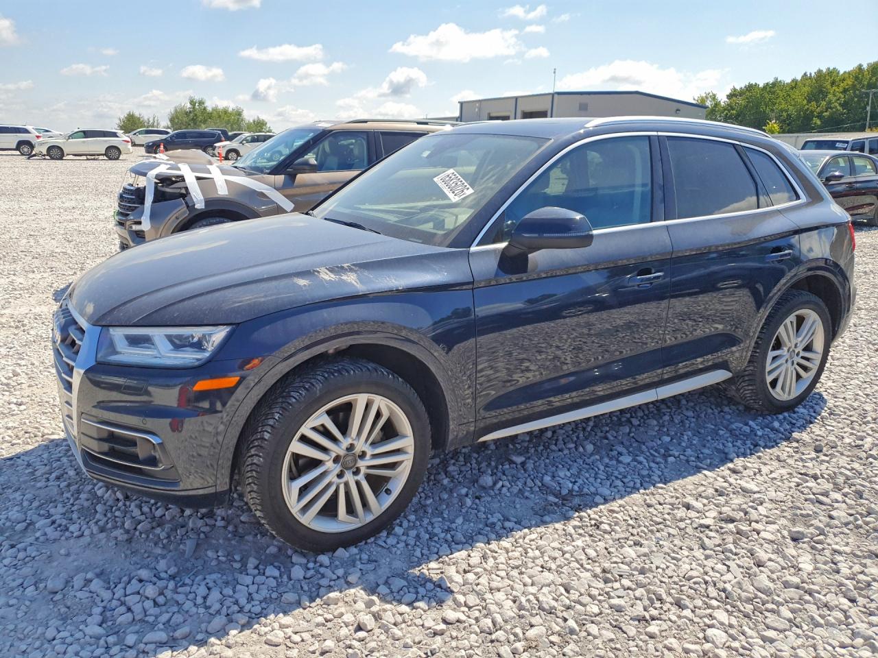 2018 AUDI Q5 quattro Prestige — Front 3/4