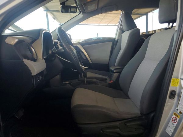 2015 TOYOTA RAV4 LE (X Grade)