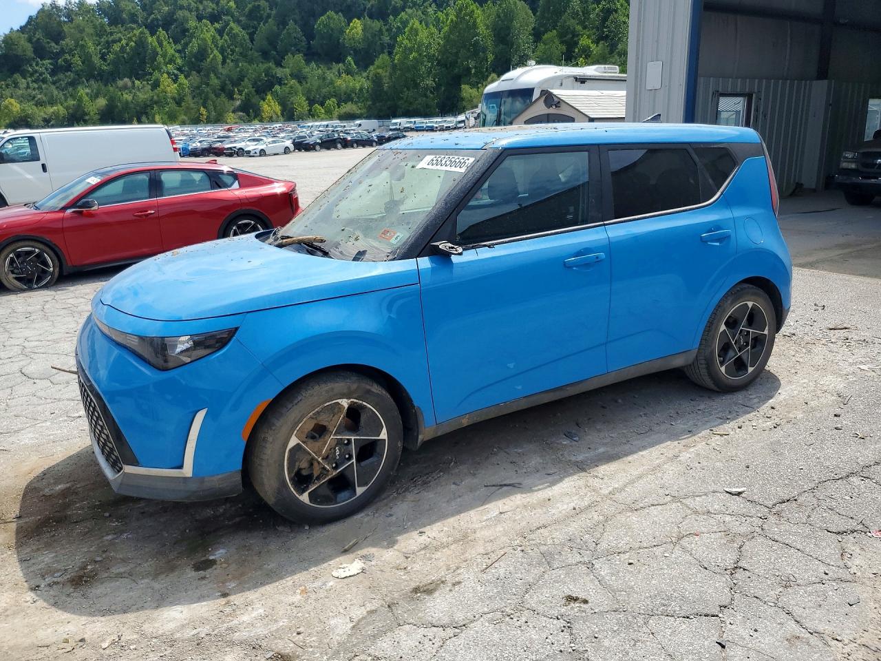 2025 KIA SOUL EX — Front 3/4