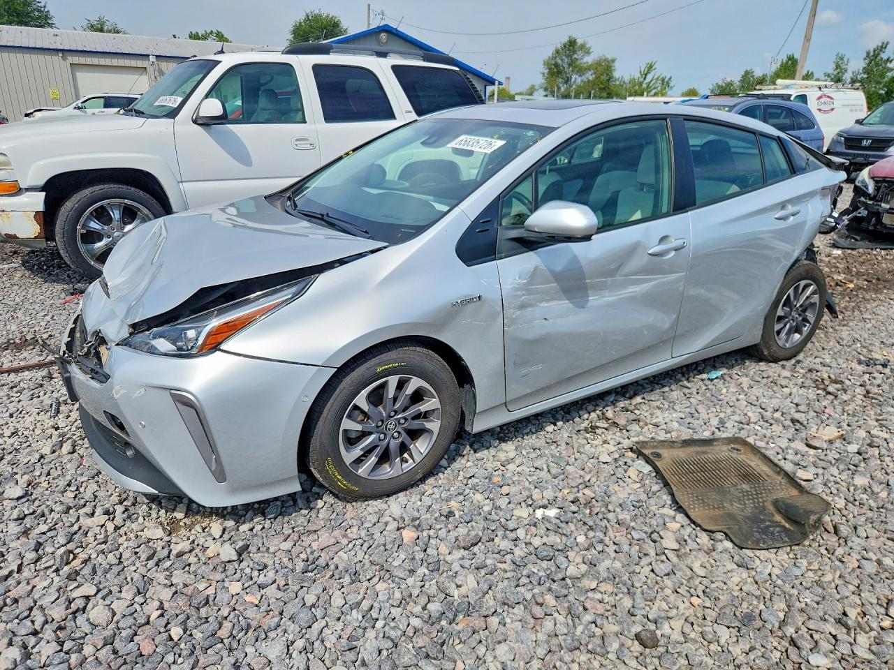 2022 TOYOTA PRIUS